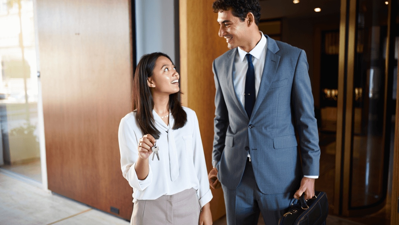 Un Attico Progettato per Aprirsi allo Spazio e alla Luce