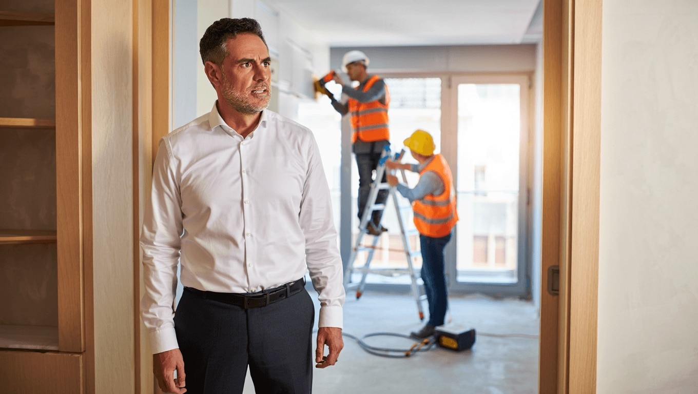 Le Case di Houzz: Grigio Elegante con Vista Mozzafiato su Torino