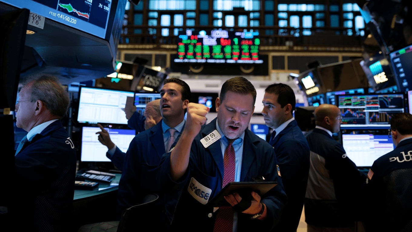 Borse oggi in diretta | Chiusura da record per il Ftse Mib in rialzo dell’1,4% a 50.220 punti. Balzo di Avio, giù Eni