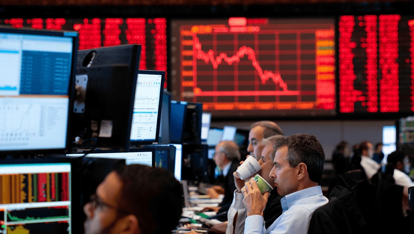 Borse oggi in diretta | Il Ftse Mib chiude a -0,85% a 52.411 punti a. Giù il tech con Stm, rimonta del lusso