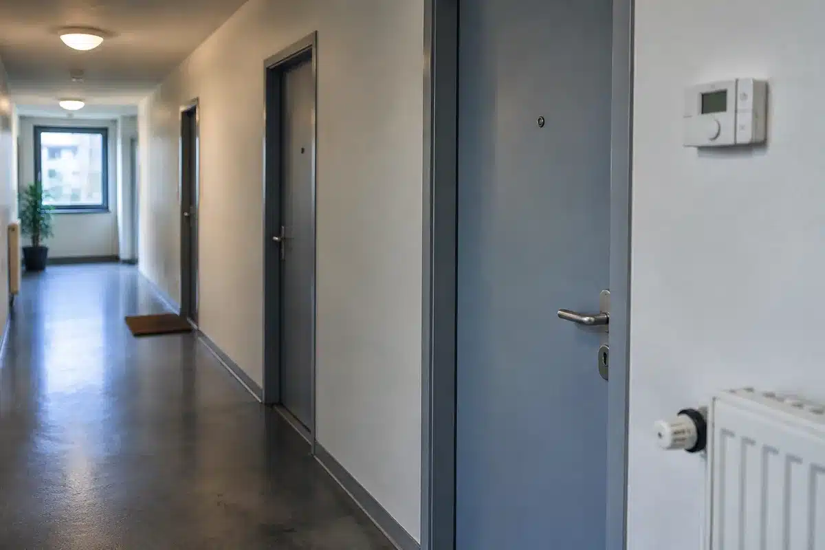 Casa classe D: cosa cambia per bollette, valore e incentivi